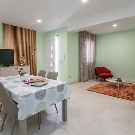 Luisa פורטו צ'זראו
